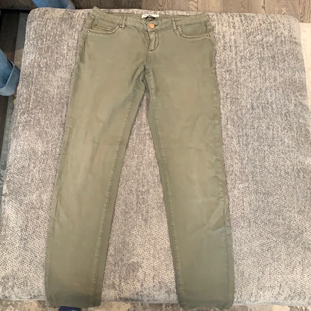Khaki skinny jeans
